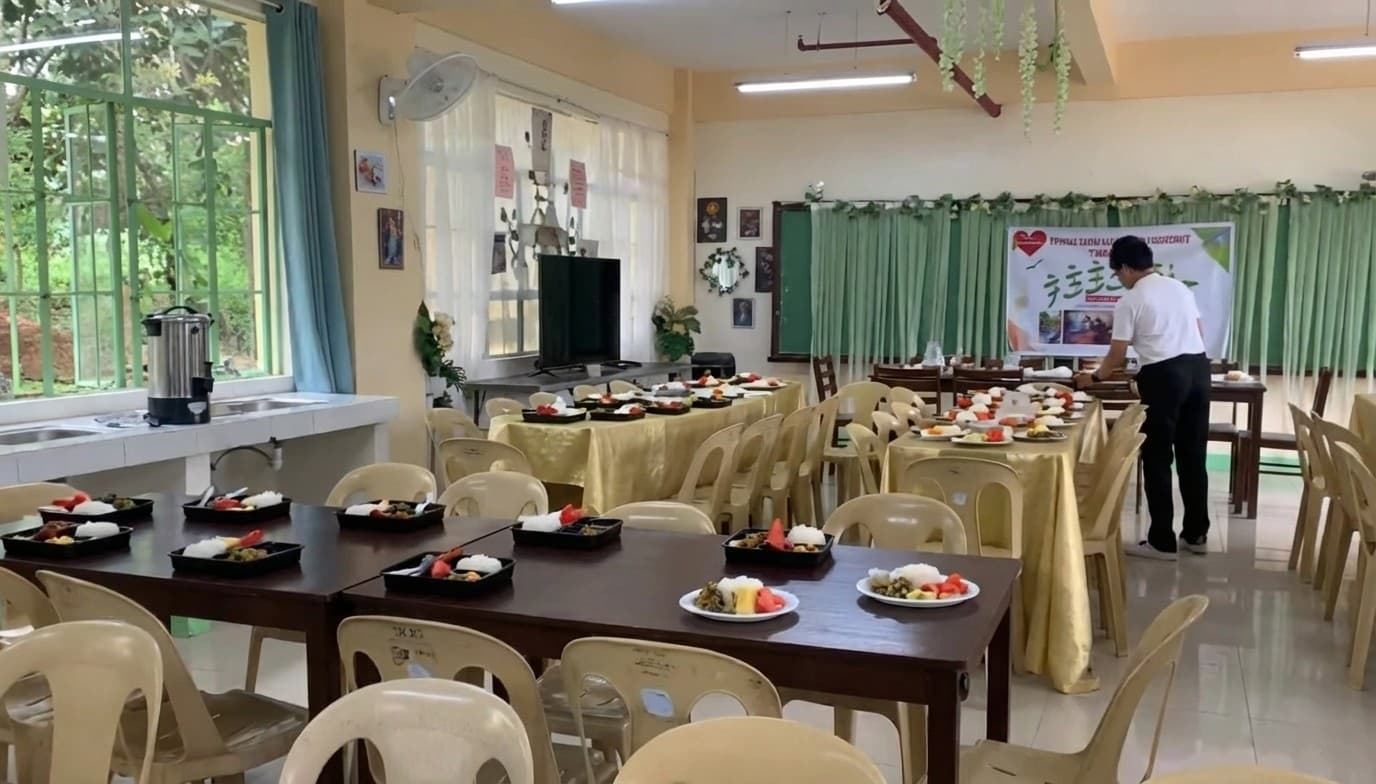 Nourishing futures feeding program